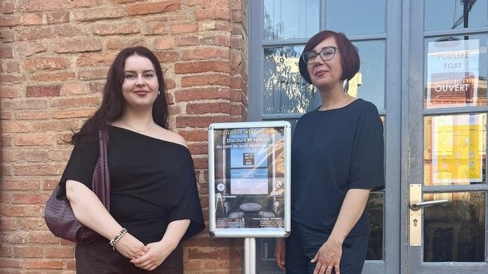 Lena Czerwińska i dr hab. Agnieszka Woch na konferencji w Montauban